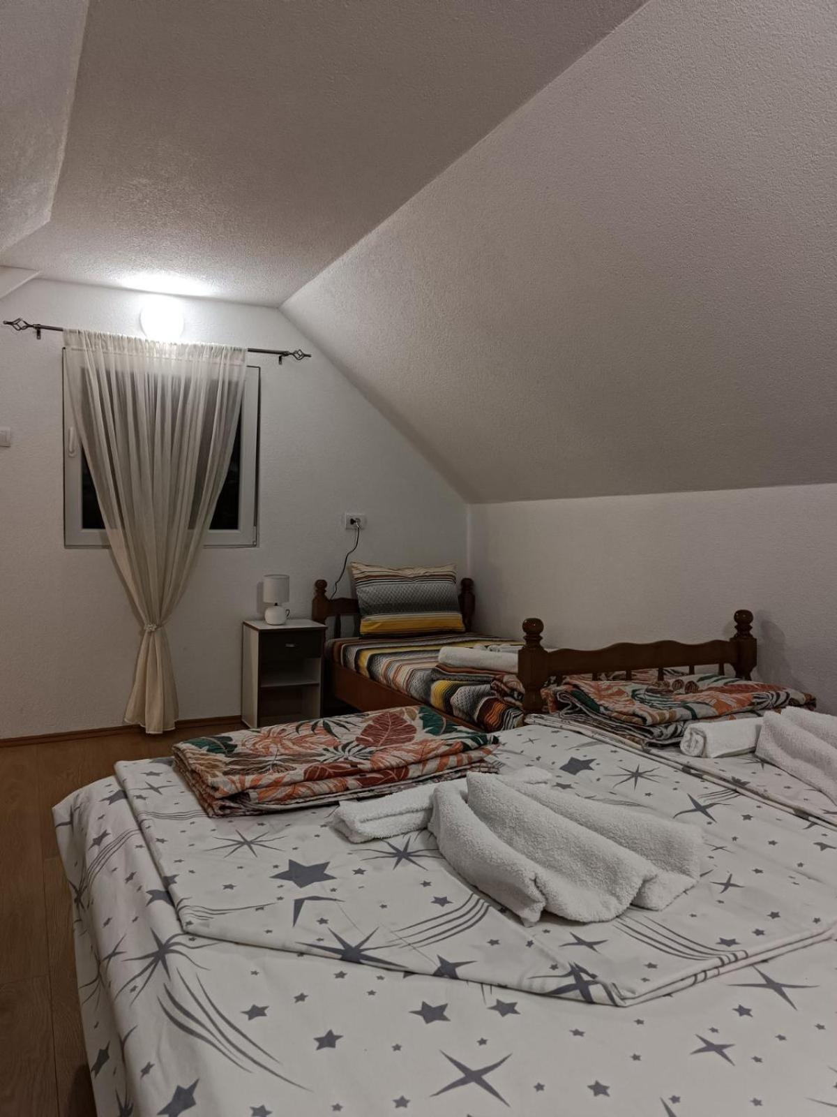 פלוזינה Apartmani Lena חדר תמונה